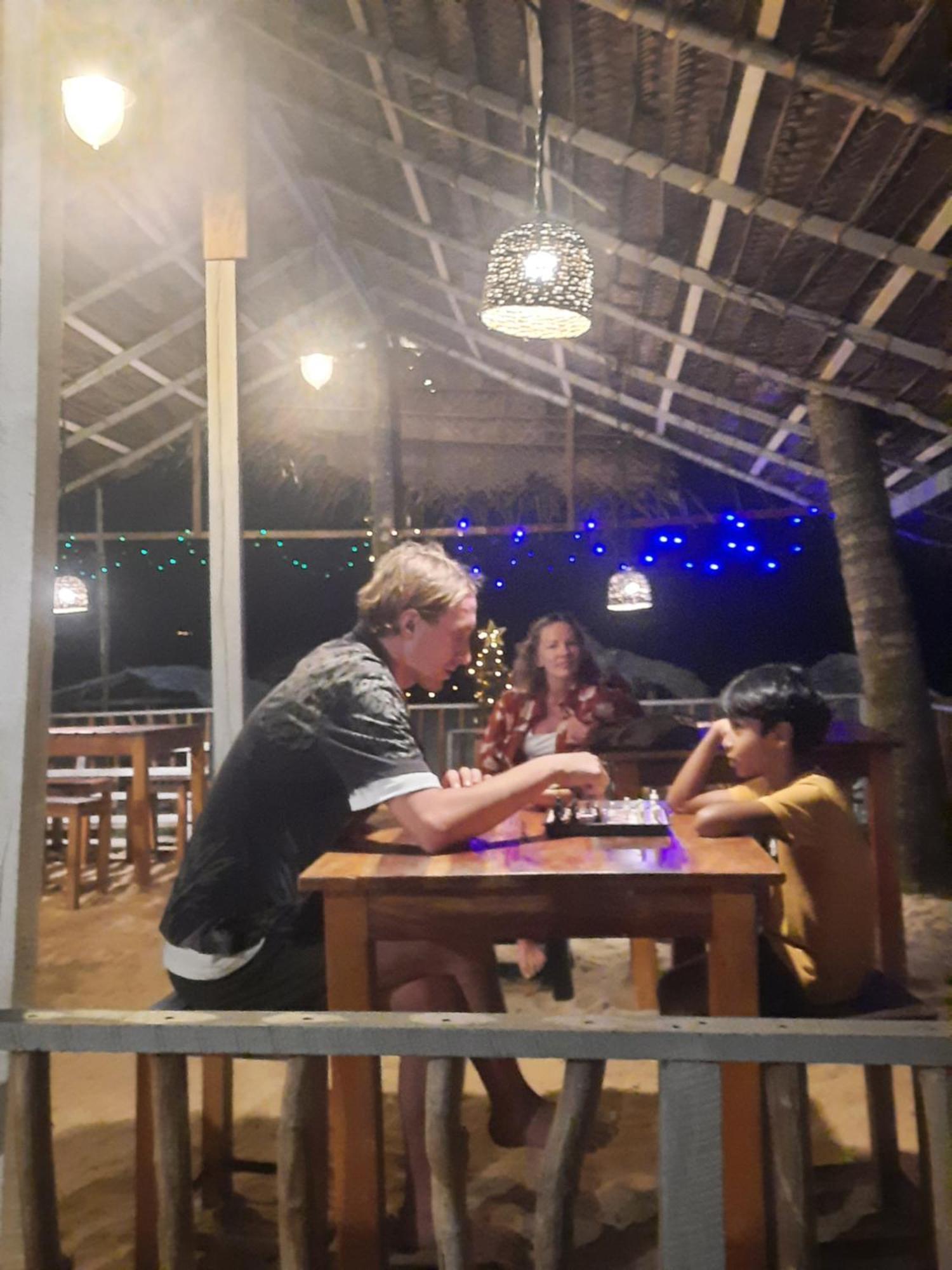 La-Vira Beach Villa ฮิกคาดูวา ภายนอก รูปภาพ